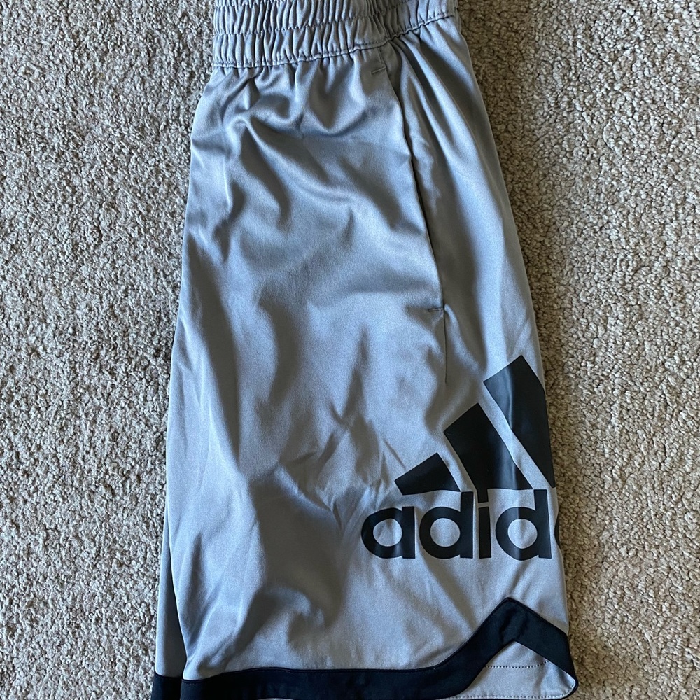 Adidas Men shorts small